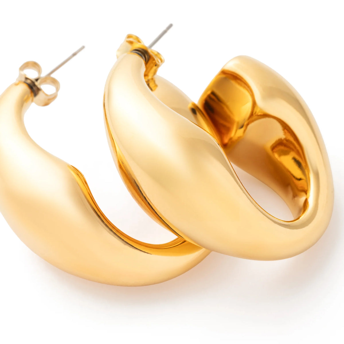 SINGLE TURTLE EARRING GOLD