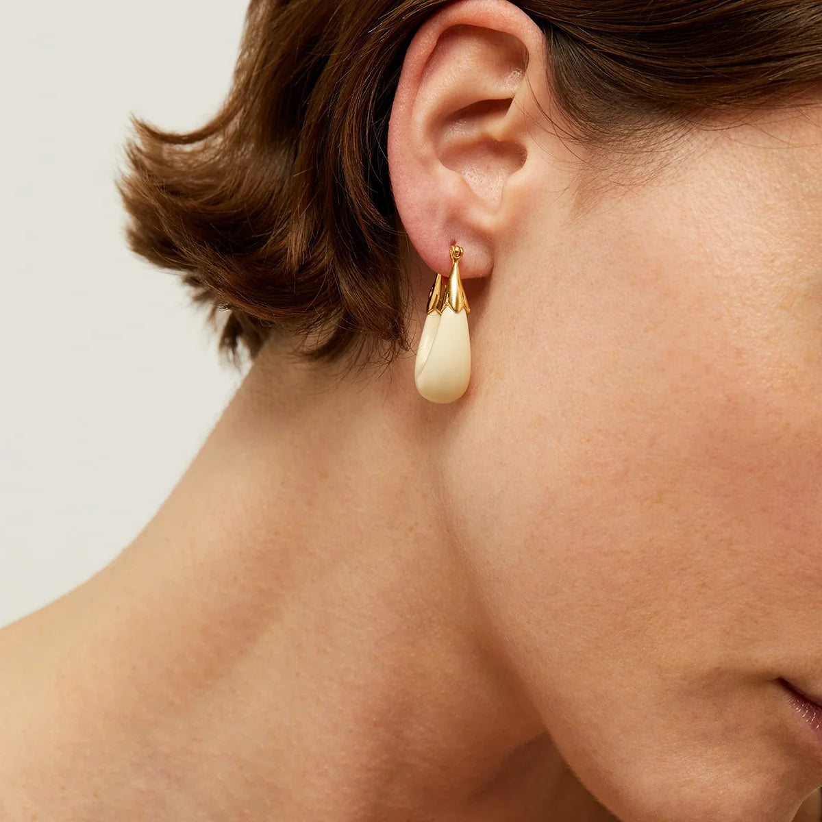 ECUME SMALL ACETATE EARRINGS - IVORY