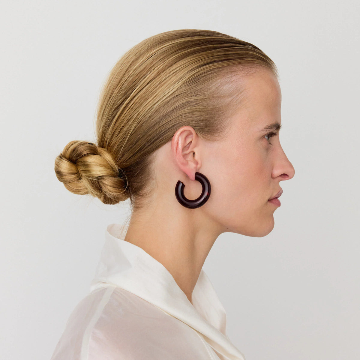 CLASSIC CREOLE EARRING BORDEAUX MARBLE