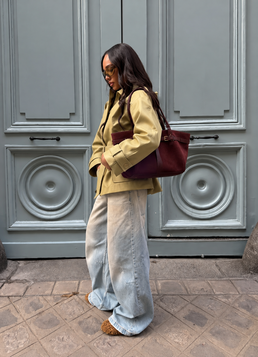THE DAISY - BURGUNDY