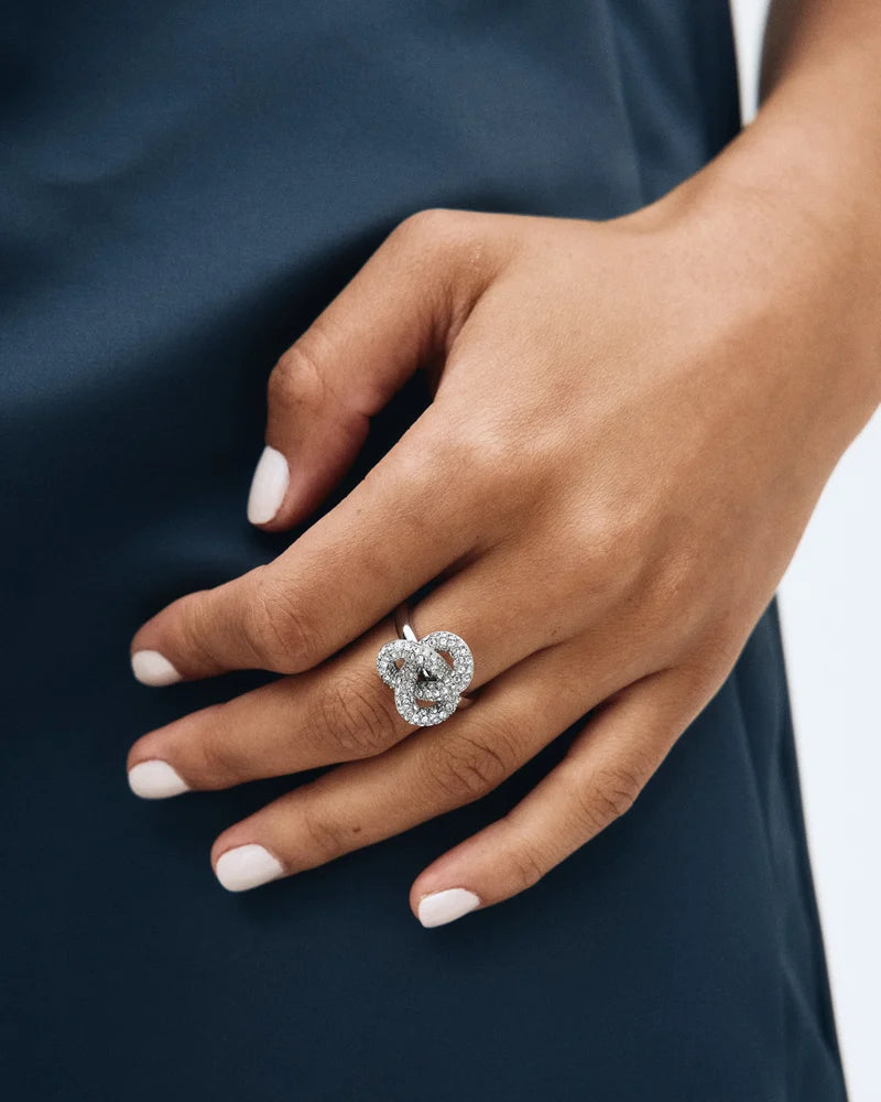 Infinity Knot Sparkle Ring L