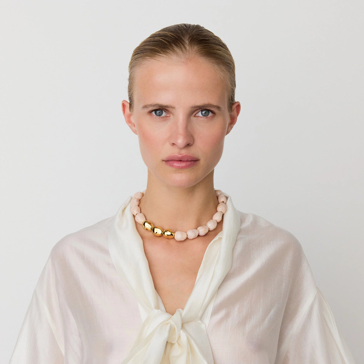 ORGANIC PEARL NECKLACE SHORT WITH GOLD IVORY ROSE MARBLE