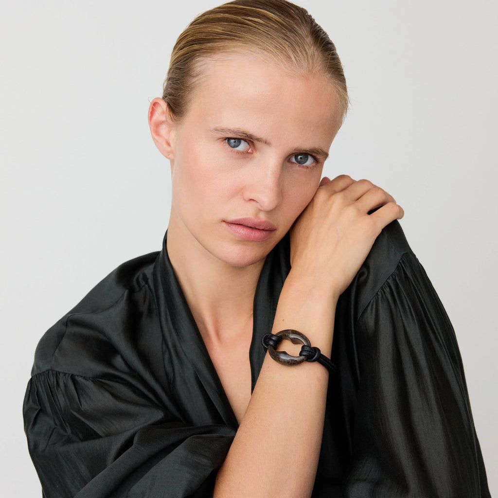 TURTLE LEATHER BRACELET BLACK - DARK BROWN MARBLE