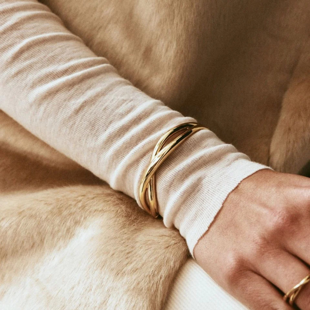 Nouveau Bangle Gold