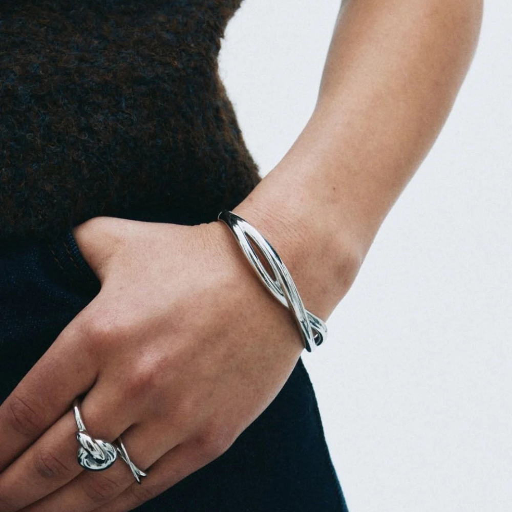 Nouveau Bangle Silver
