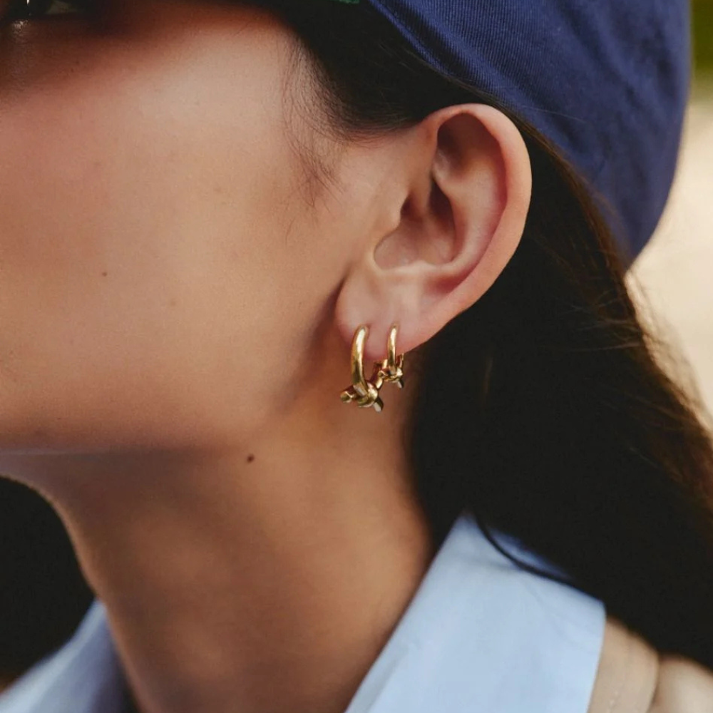 Novel Knot Hoops L Gold