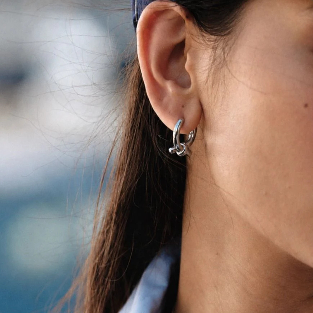 Novel Knot Hoops L Silver