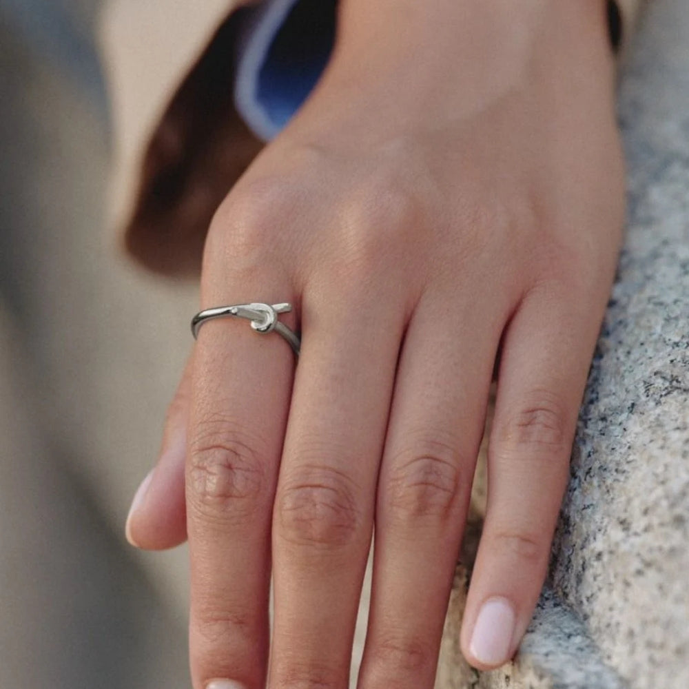 Novel Knot Ring Silver