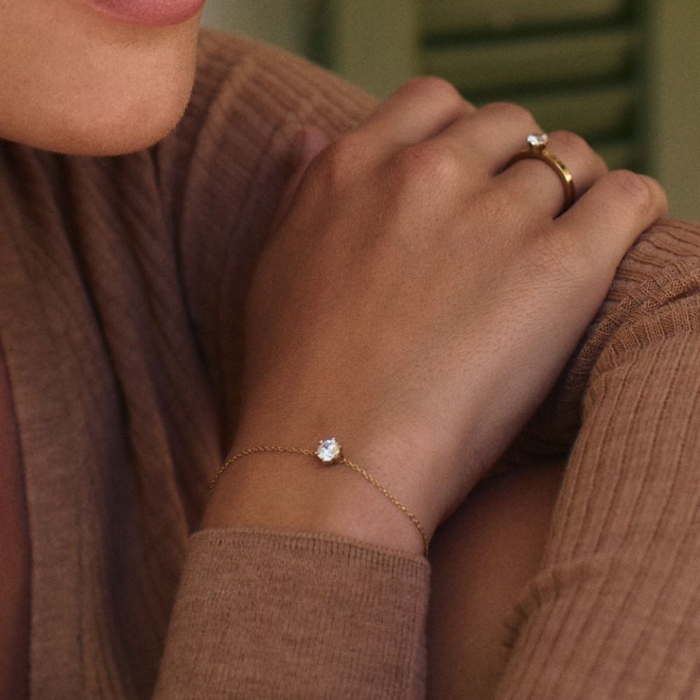 Crown Bracelet Gold