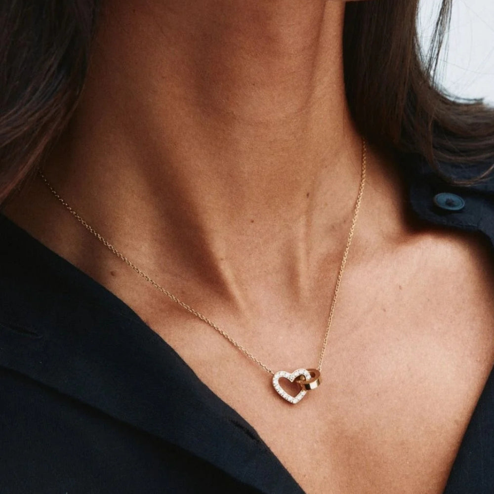 Eternal Heart Necklace Gold