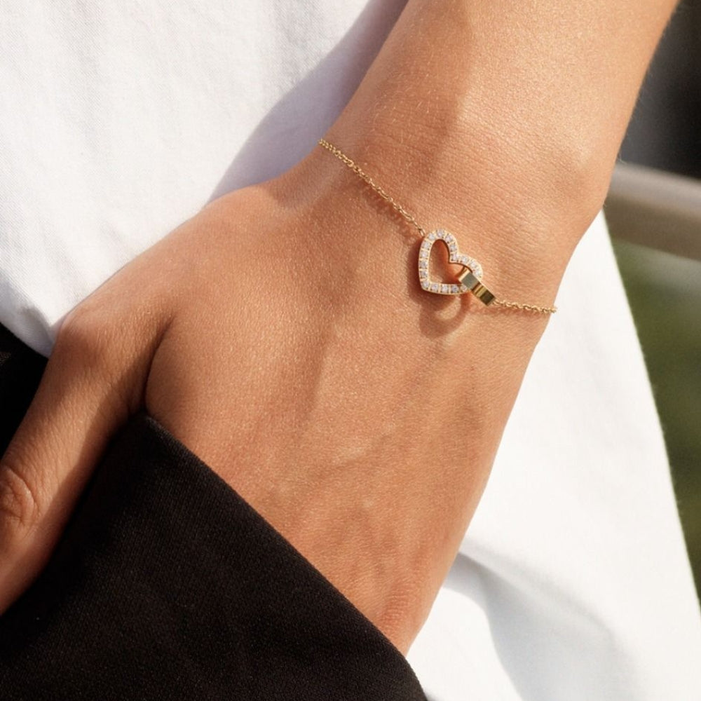 Eternal Heart Bracelet Gold