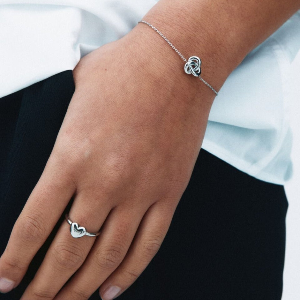 Infinity Knot Bracelet Silver