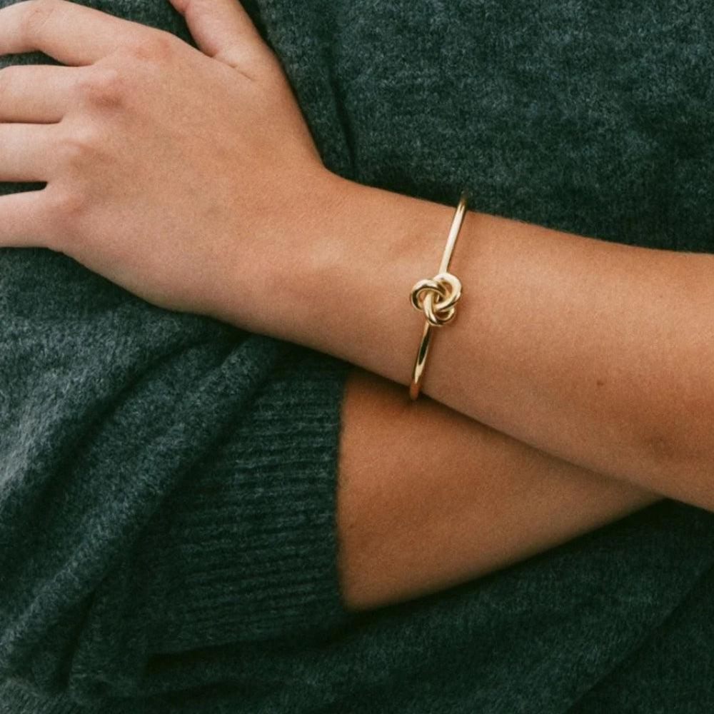 Infinity Knot Bangle Gold S