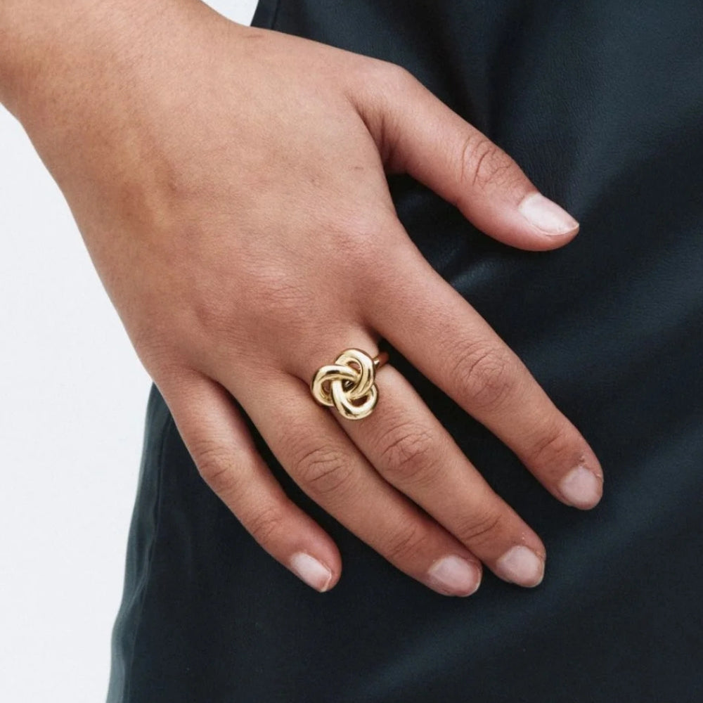 Infinity Knot Ring L Gold