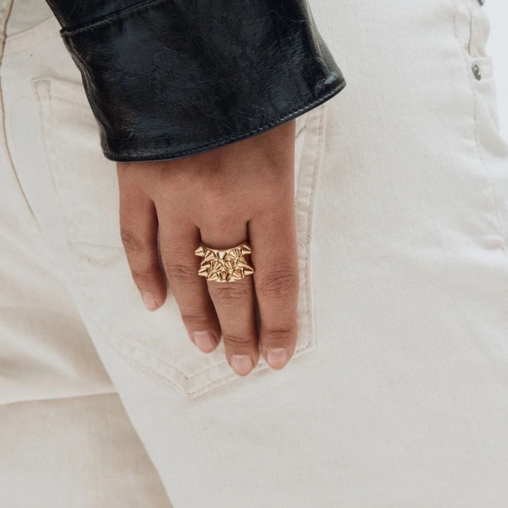 Peak Ring Gold