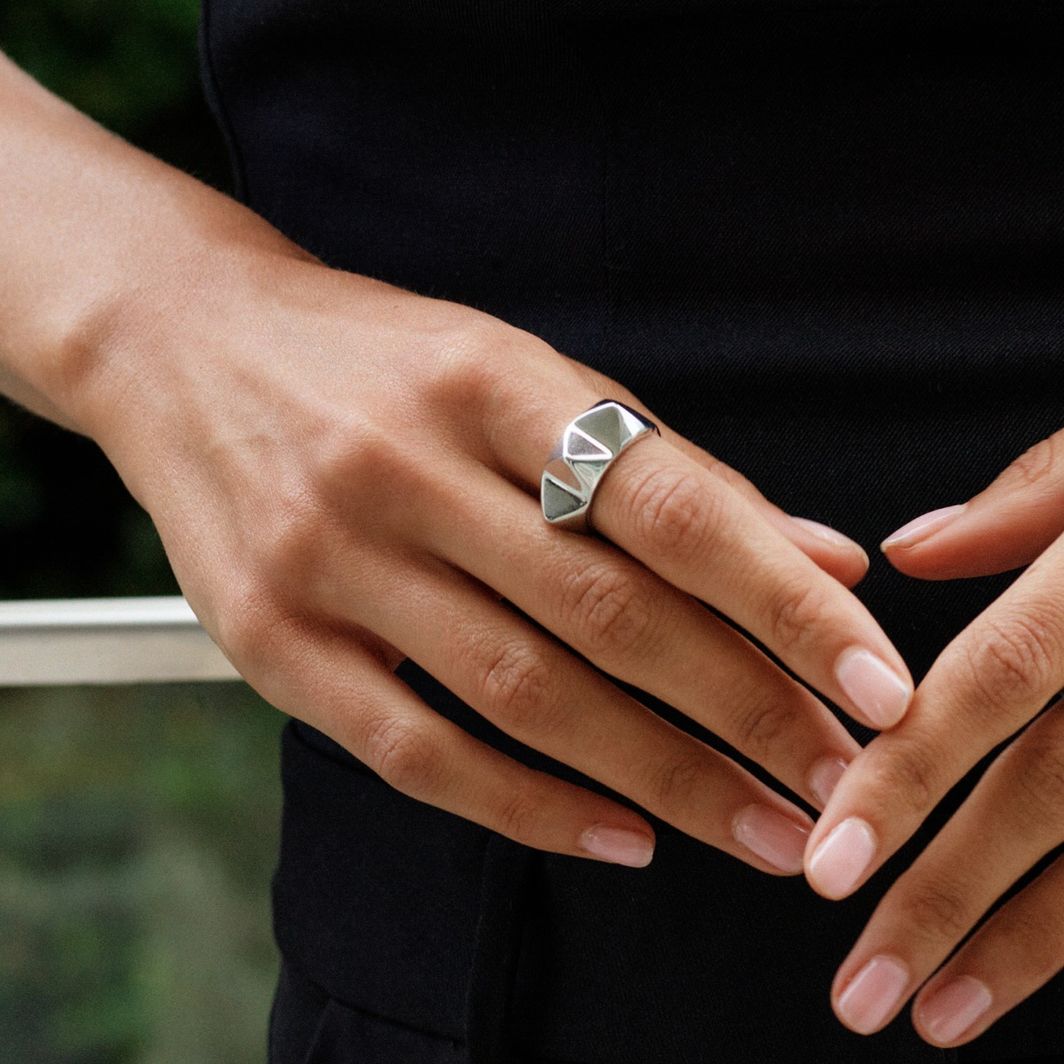 Peak Rivet Ring Silver