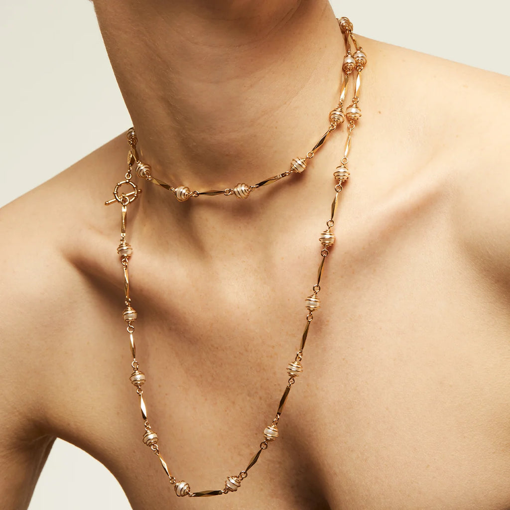 Perla Long Necklace