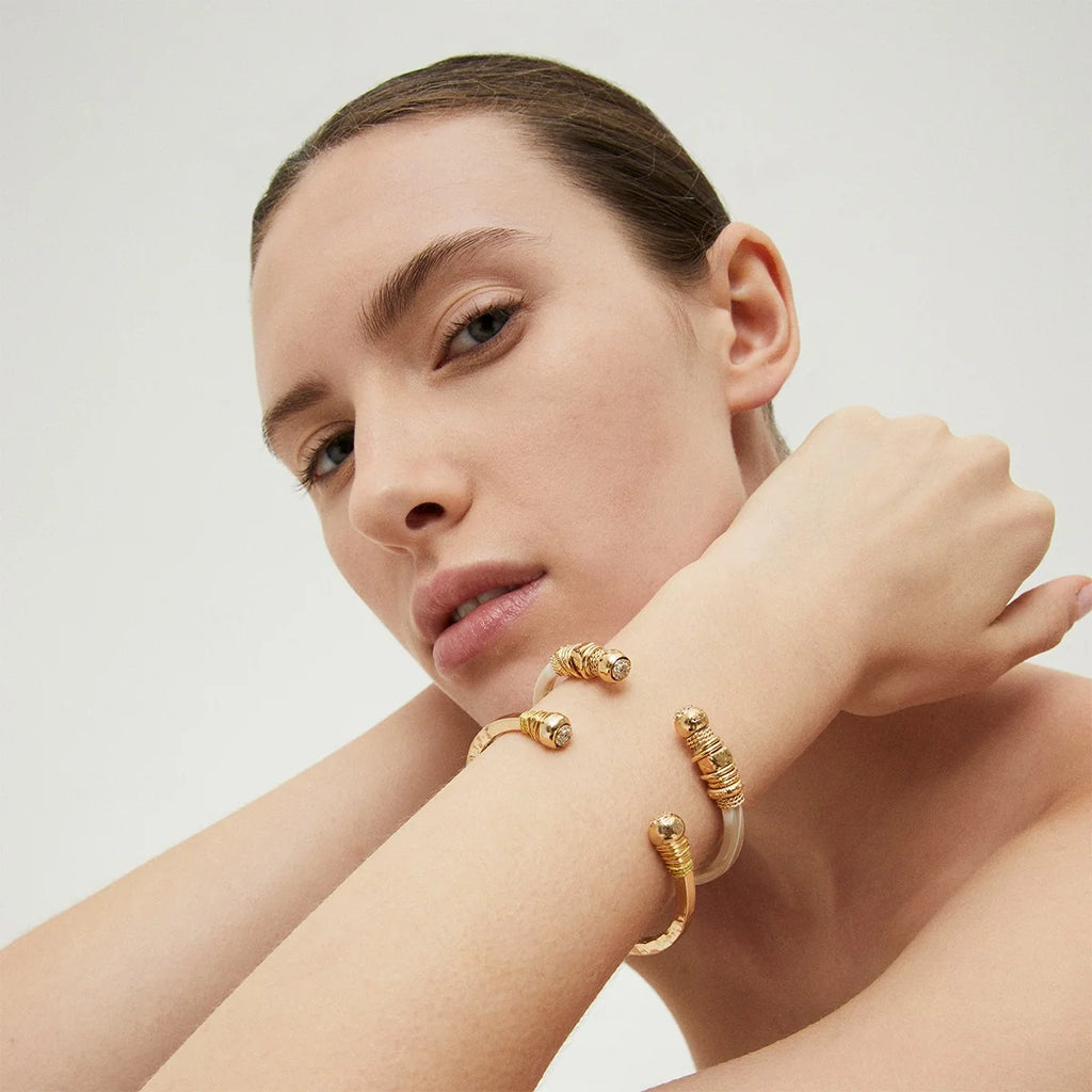 SARI ACETATE RHINESTONE BRACELET - IVORY