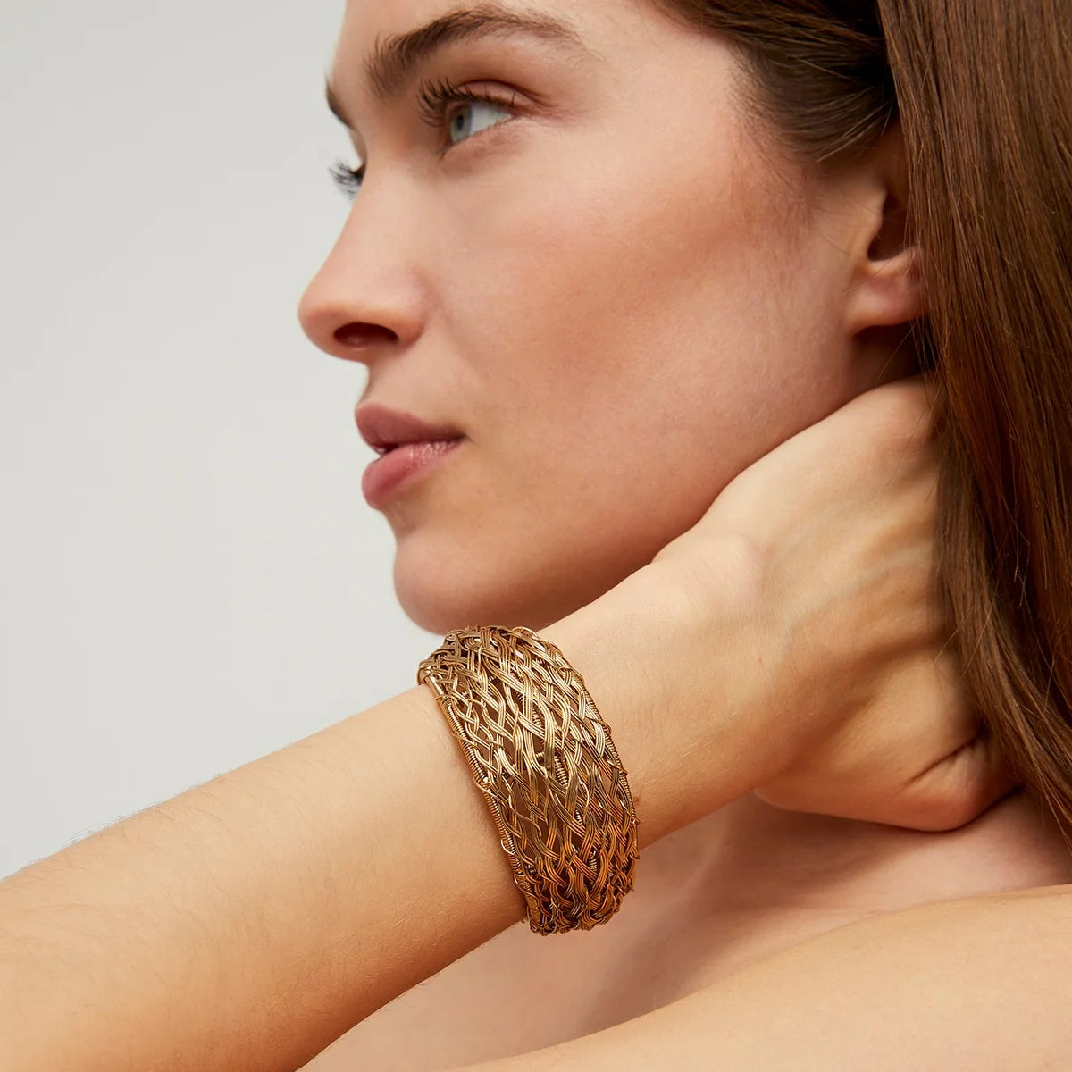 IZZIA FILEA CUFF BRACELET