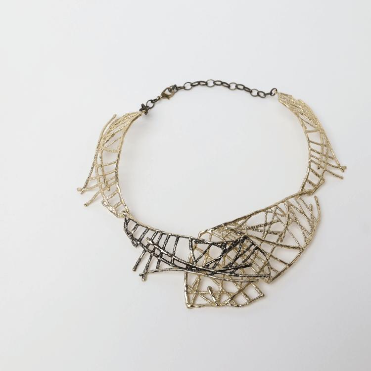 LAYER NECKLACE