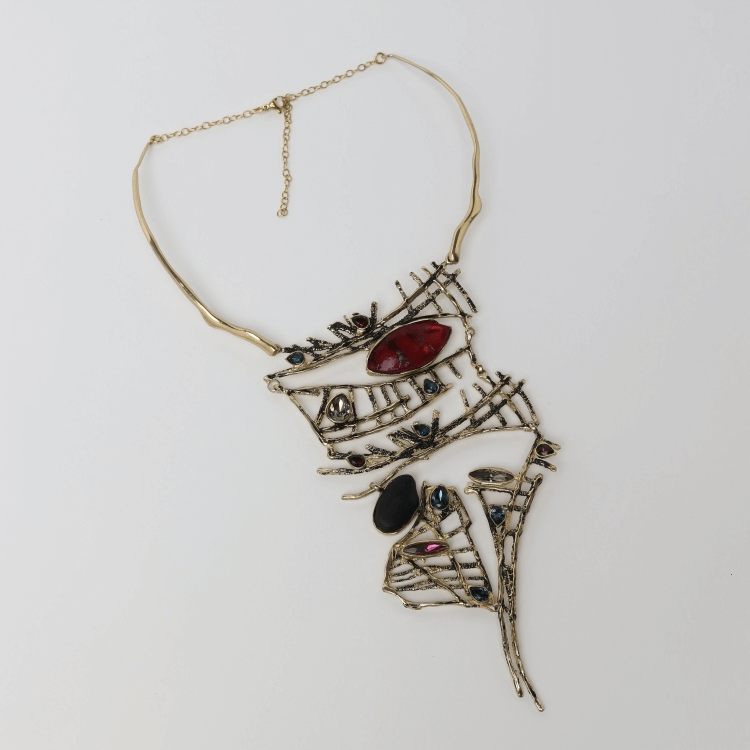 SHOWSTOPPER NECKLACE